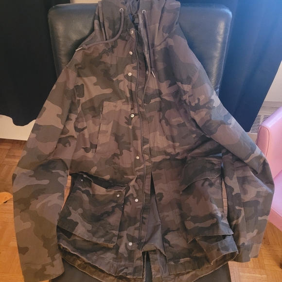 Camo jacket - Picture 5 of 5